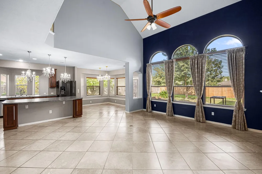 25993 Royal Emerald Ln Kingwood, TX 77339