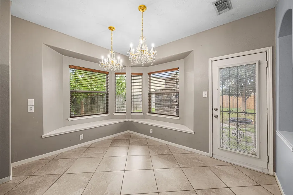 25993 Royal Emerald Ln Kingwood, TX 77339