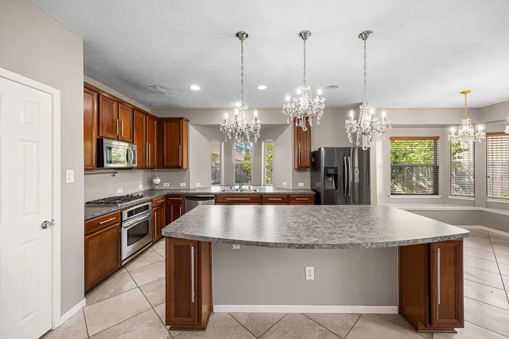 25993 Royal Emerald Ln Kingwood, TX 77339