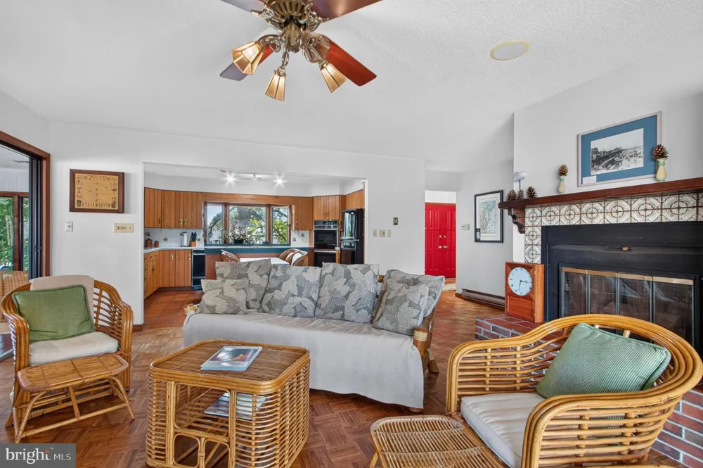 126 KINGSBRIDGE ROAD Rehoboth Beach, DE 19971