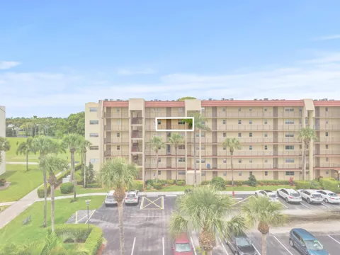 3755 Via Poinciana #502