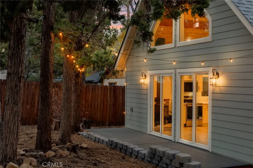 630 Victoria Sugarloaf, CA 92386