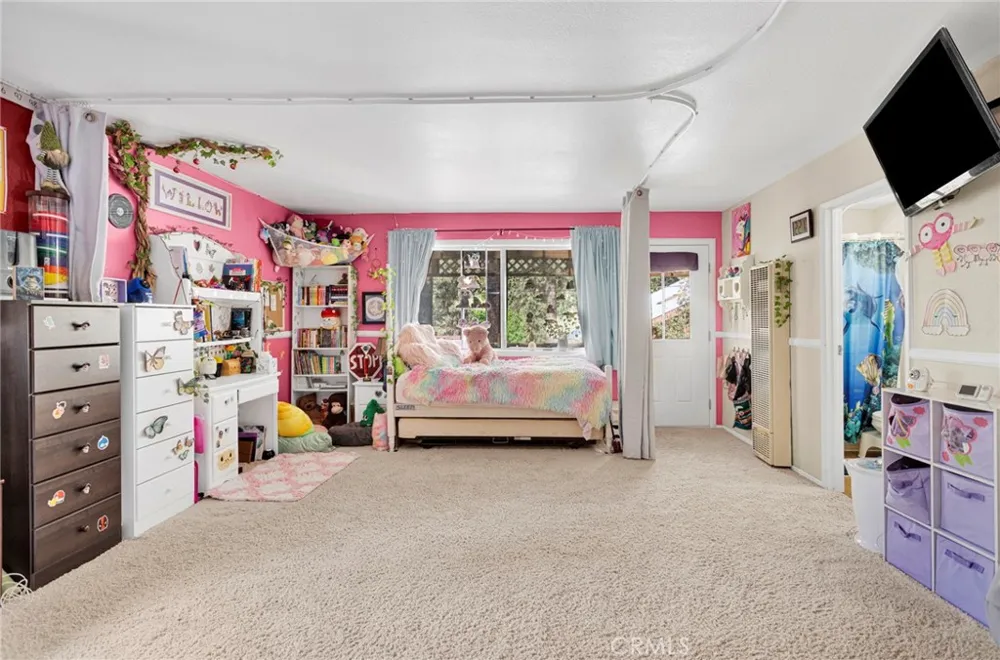 1600 Laura Wrightwood, CA 92397