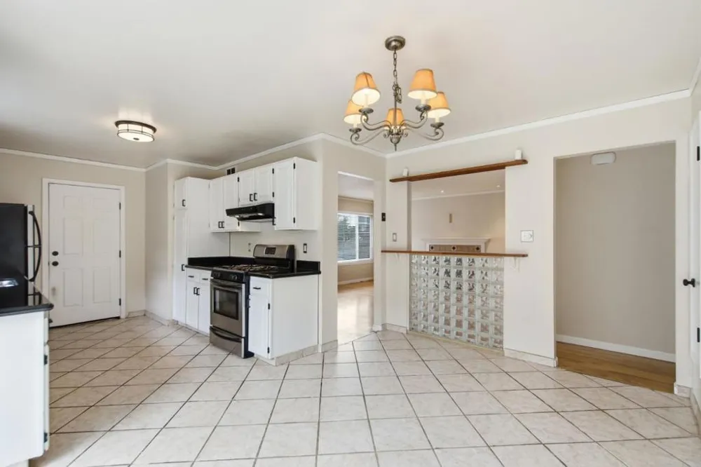 3880 Pacific Heights Boulevard San Bruno, CA 94066