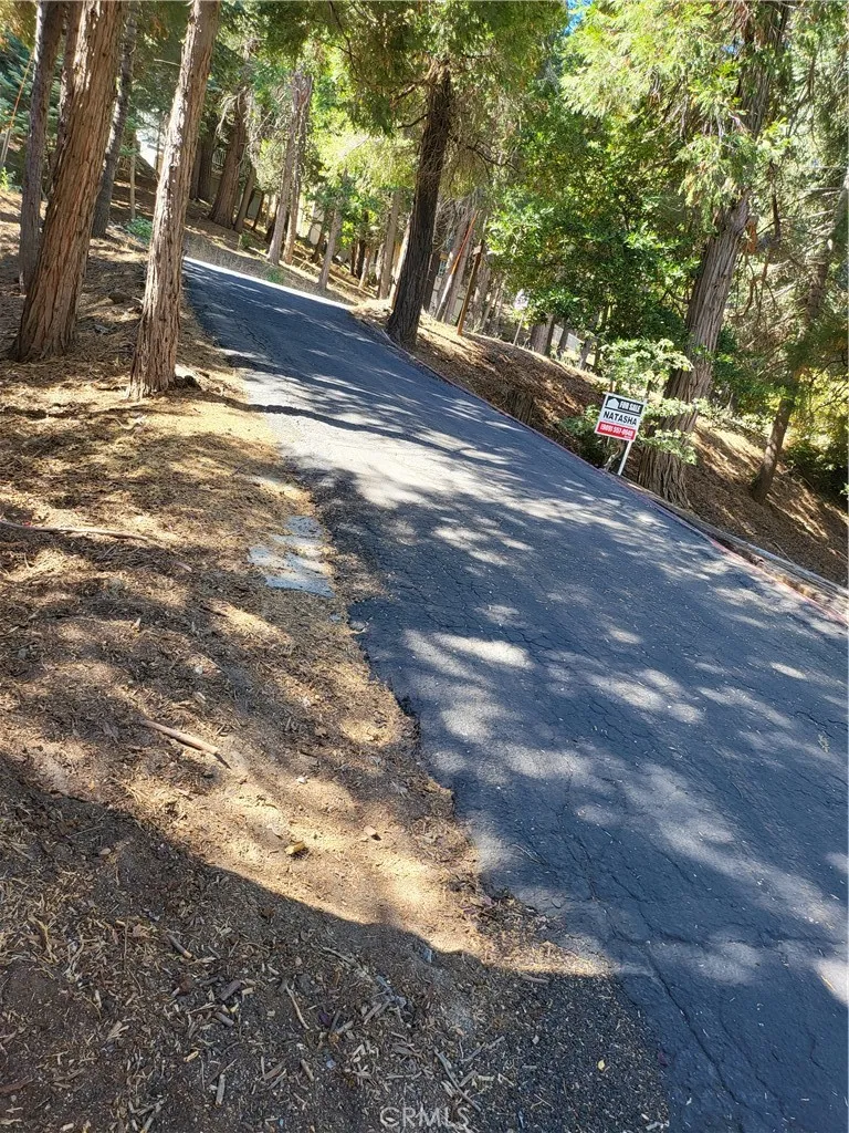 24812 Lake Gregory Crestline, CA 92325