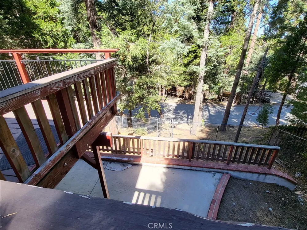 24812 Lake Gregory Crestline, CA 92325
