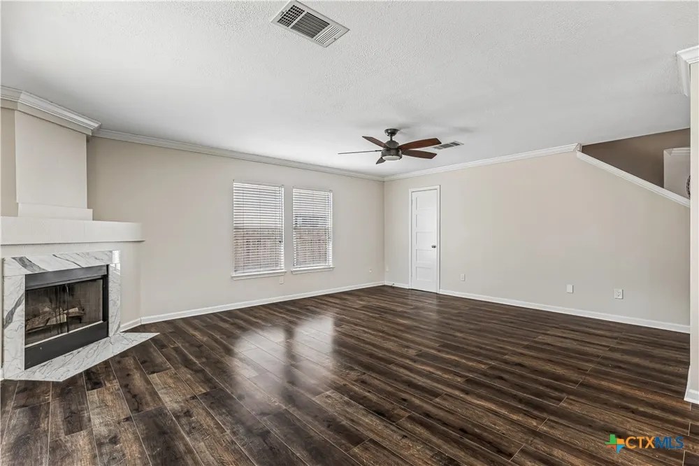 3607 Bass Loop Round Rock, TX 78665