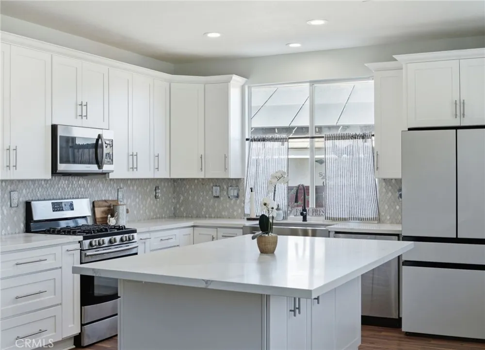 27170 Arrow Point Corona, CA 92883