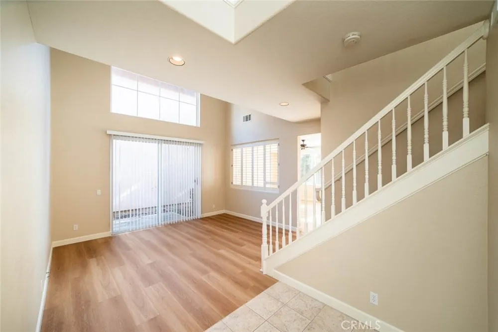 12 Santa Monica Irvine, CA 92606