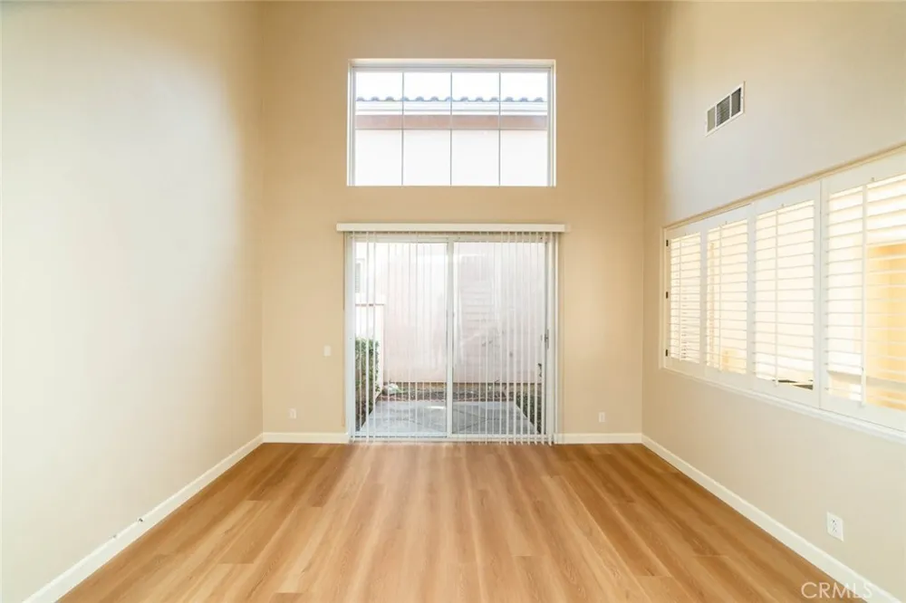 12 Santa Monica Irvine, CA 92606