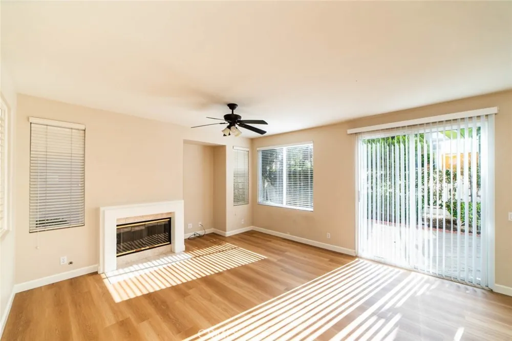 12 Santa Monica Irvine, CA 92606