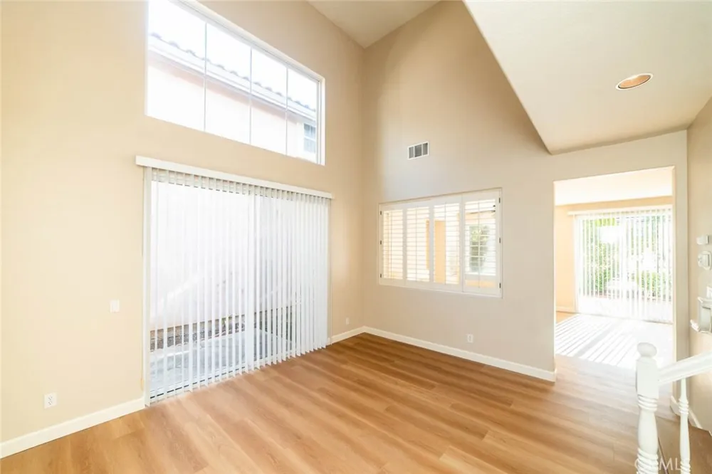 12 Santa Monica Irvine, CA 92606