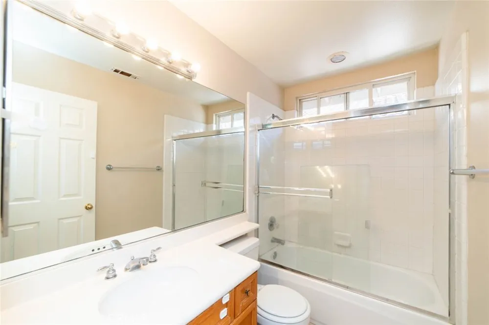 12 Santa Monica Irvine, CA 92606