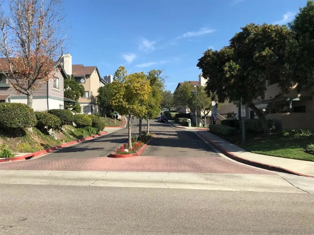 3021 Golden Oak Way Spring Valley, CA 91978