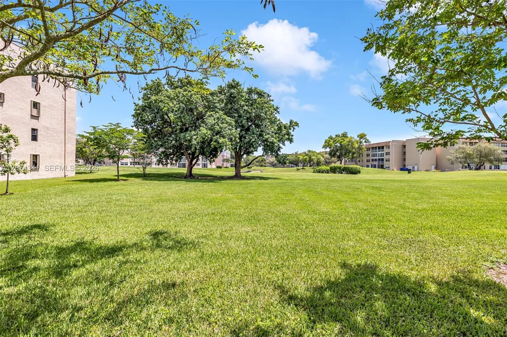 2606 NW 104th Ave #102 Sunrise, FL 33322
