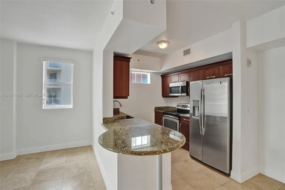 7275 SW 90th St #C410 Miami, FL 33156