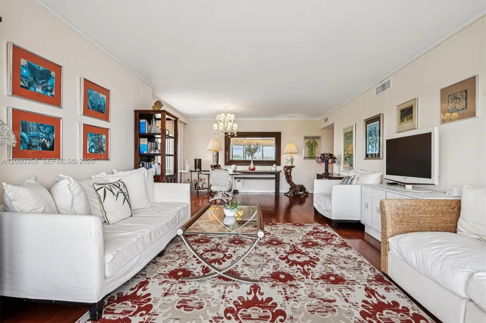 500 Bayview Dr #2122 Sunny Isles Beach, FL 33160