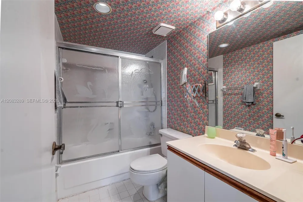 1427 SW 109th Way Davie, FL 33324