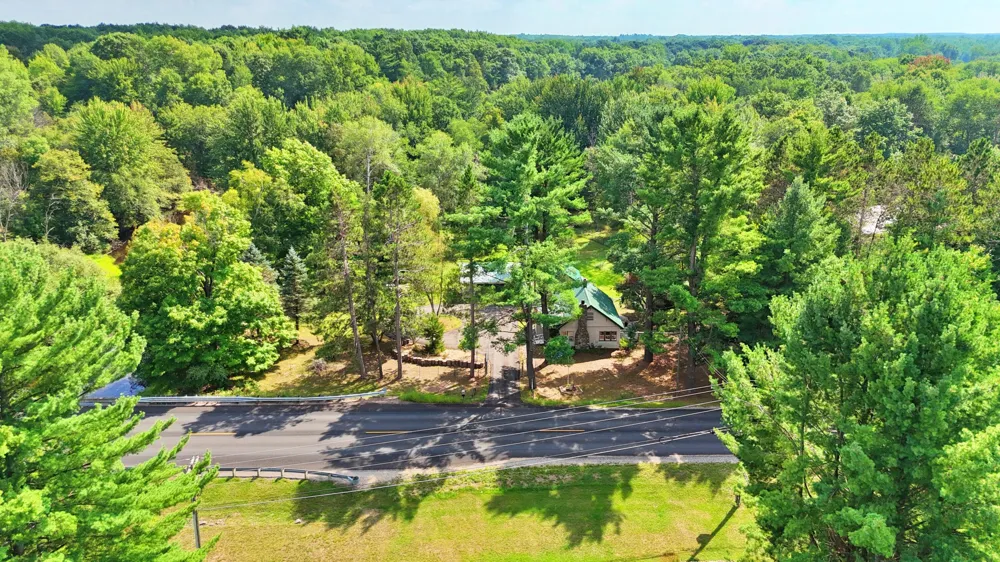 9871 7 Mile Road Stanwood, MI 49346