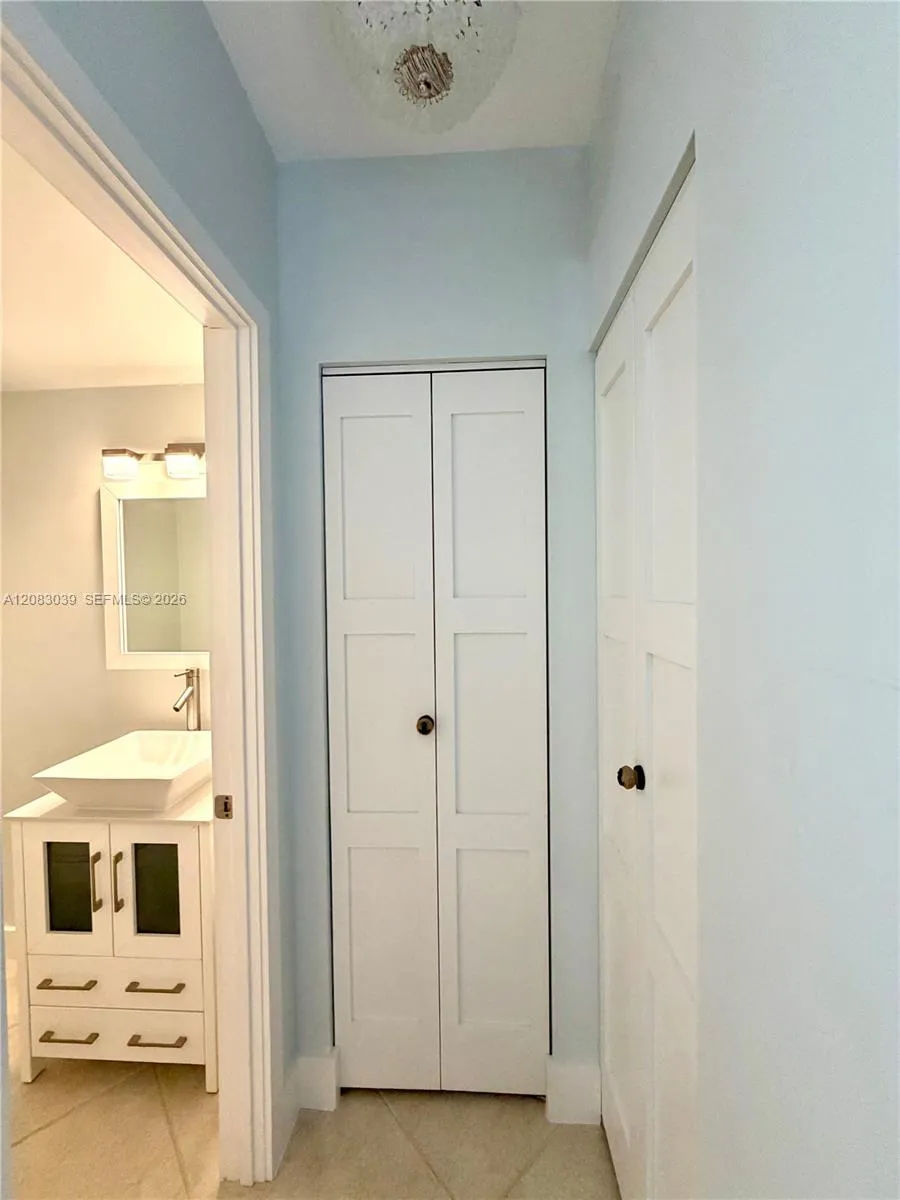 1950 S Ocean Dr #2C Hallandale Beach, FL 33009