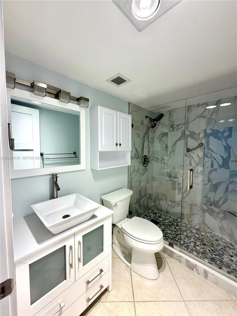 1950 S Ocean Dr #2C Hallandale Beach, FL 33009