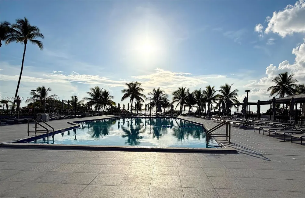 1950 S Ocean Dr #2C Hallandale Beach, FL 33009