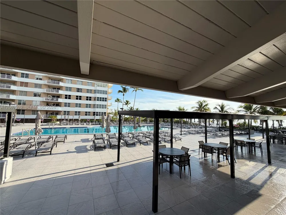 1950 S Ocean Dr #2C Hallandale Beach, FL 33009