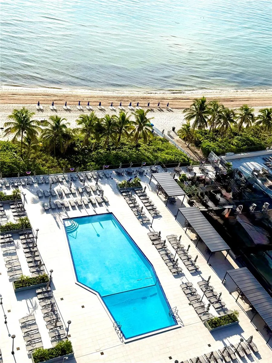 1950 S Ocean Dr #2C Hallandale Beach, FL 33009