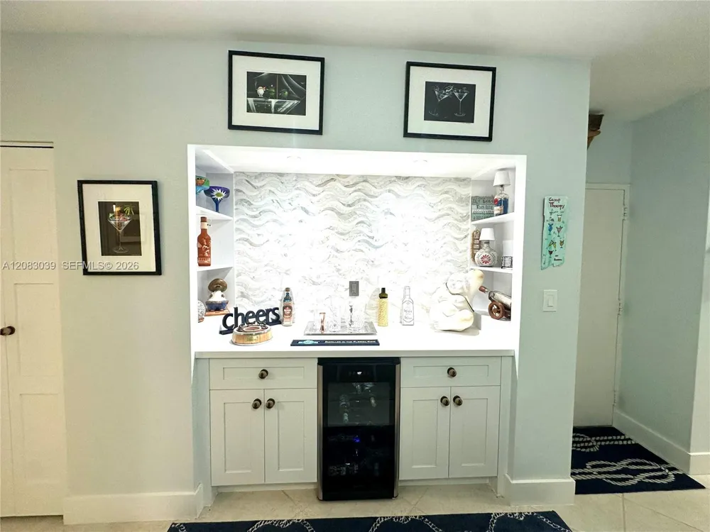 1950 S Ocean Dr #2C Hallandale Beach, FL 33009