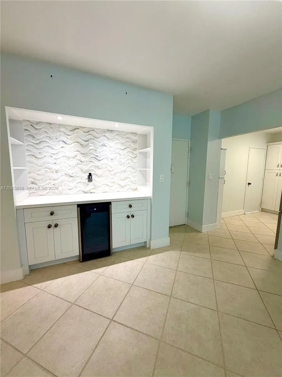 1950 S Ocean Dr #2C Hallandale Beach, FL 33009