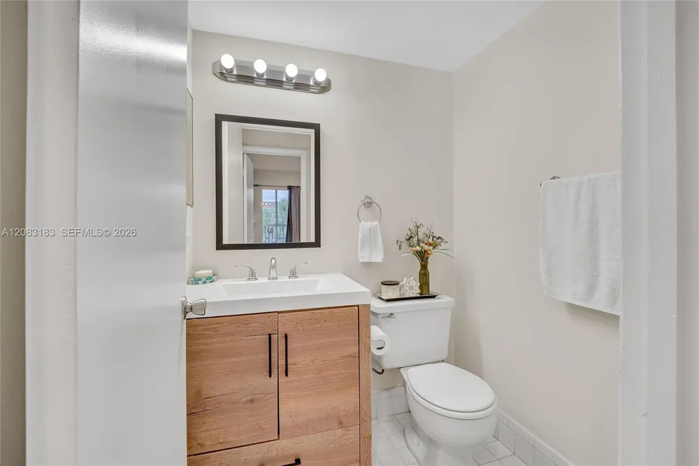 150 SW 134th Way #304R Pembroke Pines, FL 33027