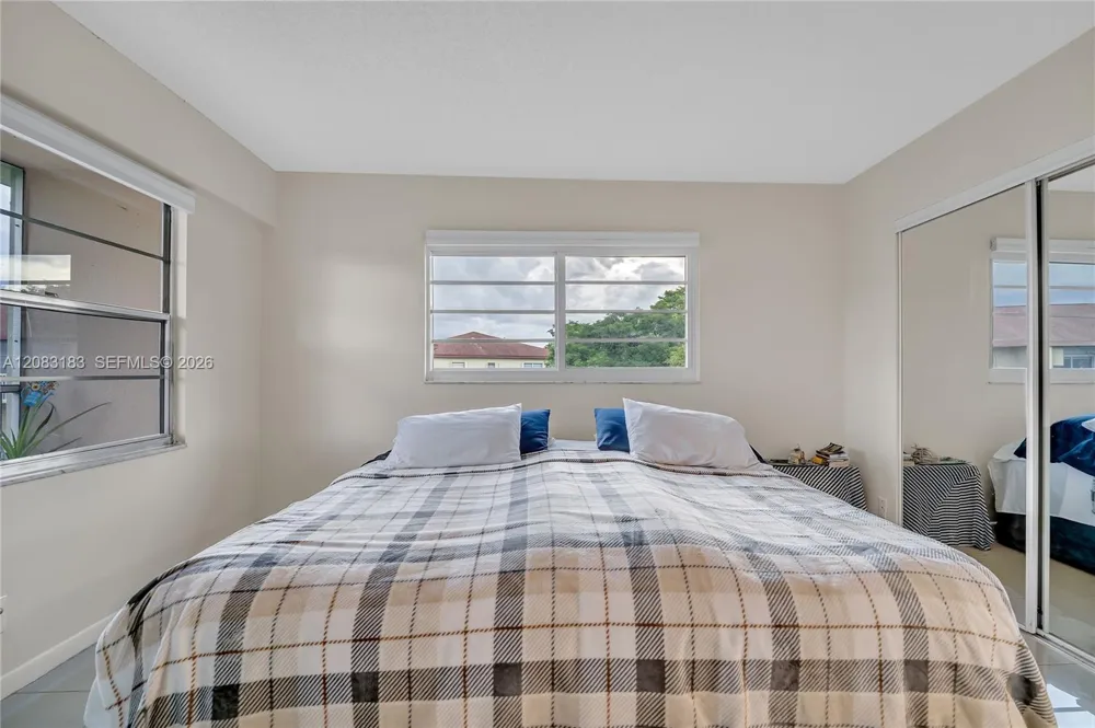 150 SW 134th Way #304R Pembroke Pines, FL 33027