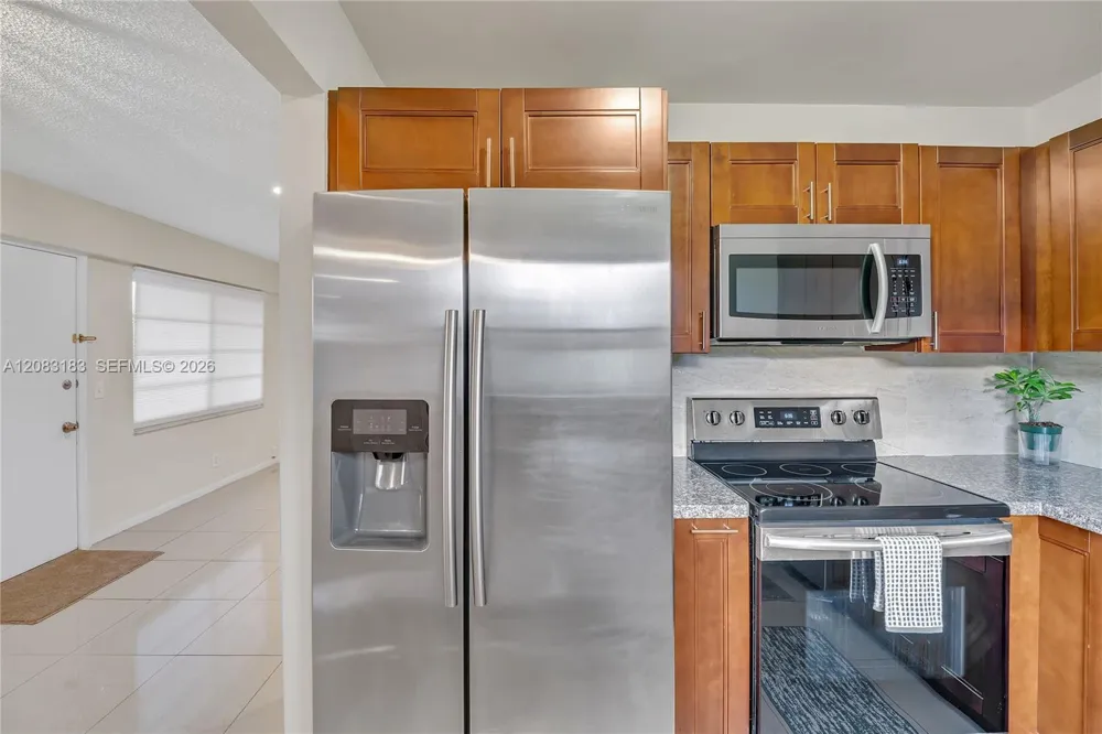 150 SW 134th Way #304R Pembroke Pines, FL 33027