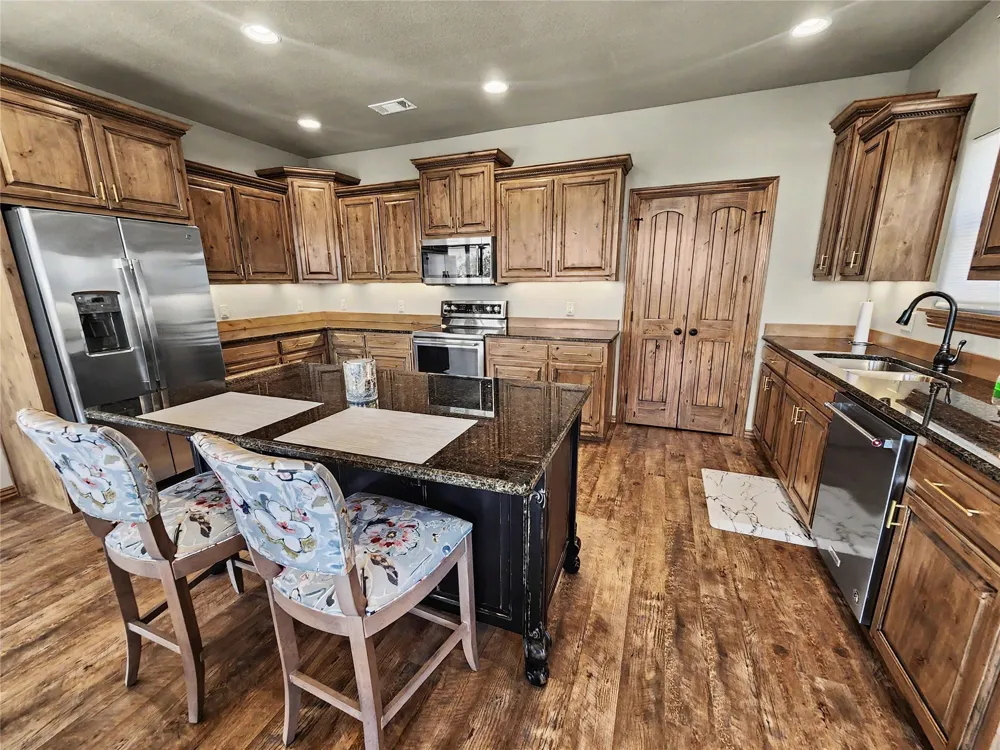 29498 S Timberline Drive Park Hill, OK 74451