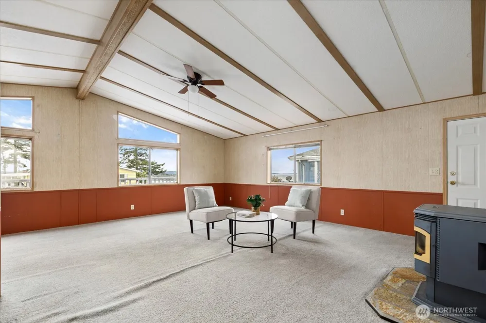 30901 State Route 20 #D5 Oak Harbor, WA 98277
