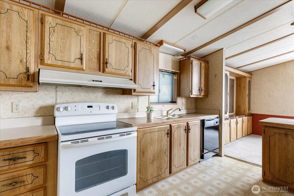30901 State Route 20 #D5 Oak Harbor, WA 98277
