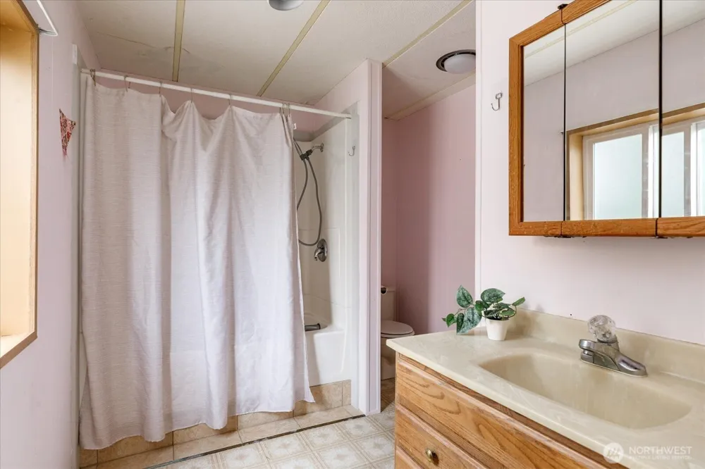 30901 State Route 20 #D5 Oak Harbor, WA 98277