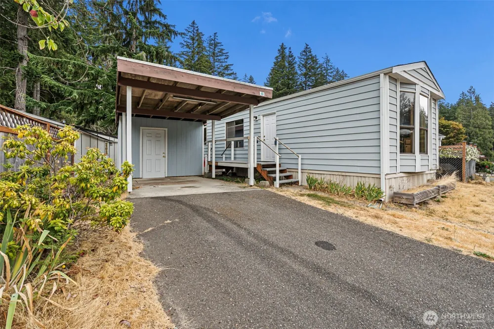 9111 66th Avenue NW Gig Harbor, WA 98332