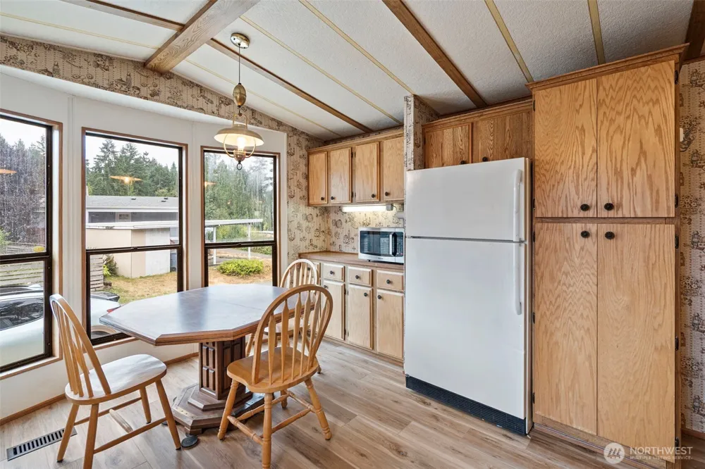 9111 66th Avenue NW Gig Harbor, WA 98332