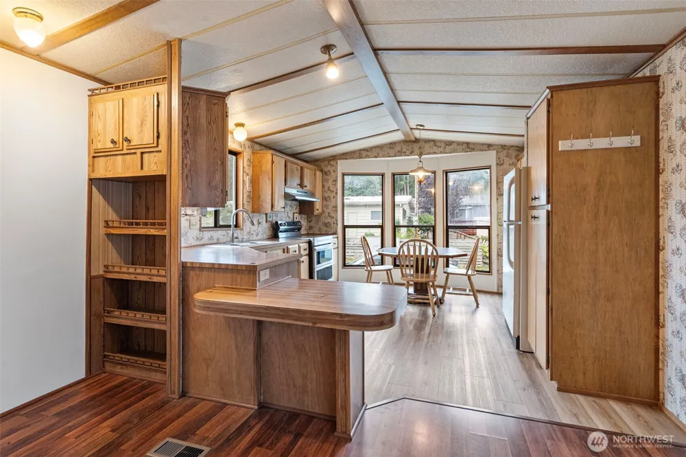 9111 66th Avenue NW Gig Harbor, WA 98332