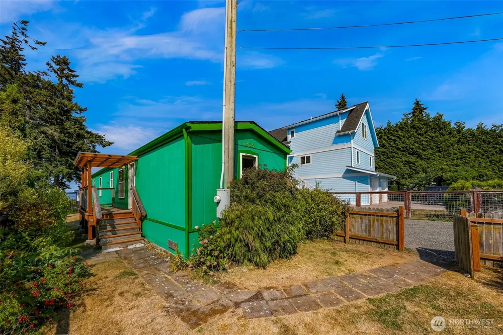 7435 Sunset Drive Blaine, WA 98230