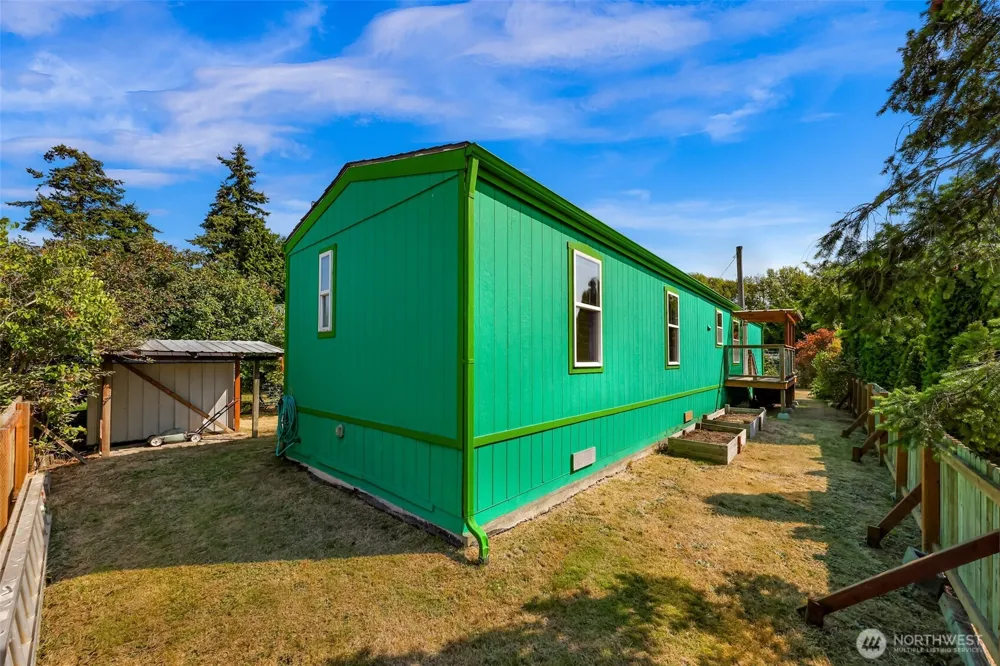 7435 Sunset Drive Blaine, WA 98230