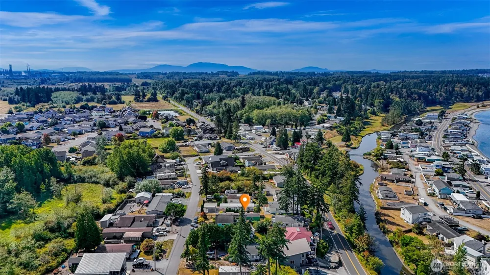 7435 Sunset Drive Blaine, WA 98230