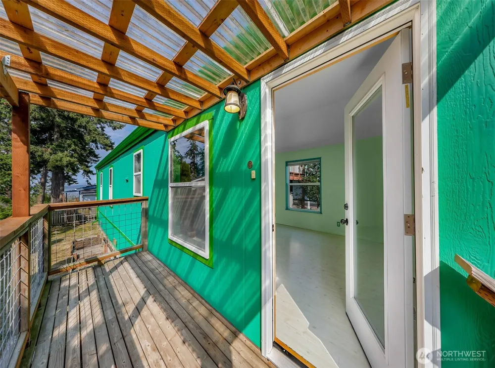 7435 Sunset Drive Blaine, WA 98230