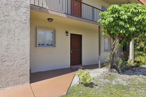 6074 Forest Hill Boulevard #101