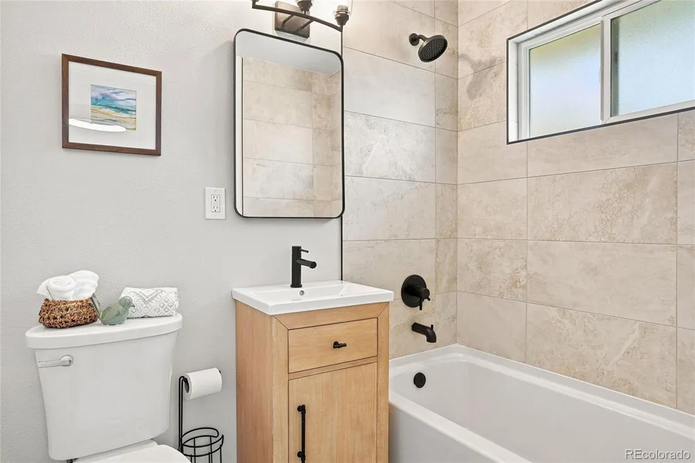 7110 W Iowa Avenue Lakewood, CO 80232