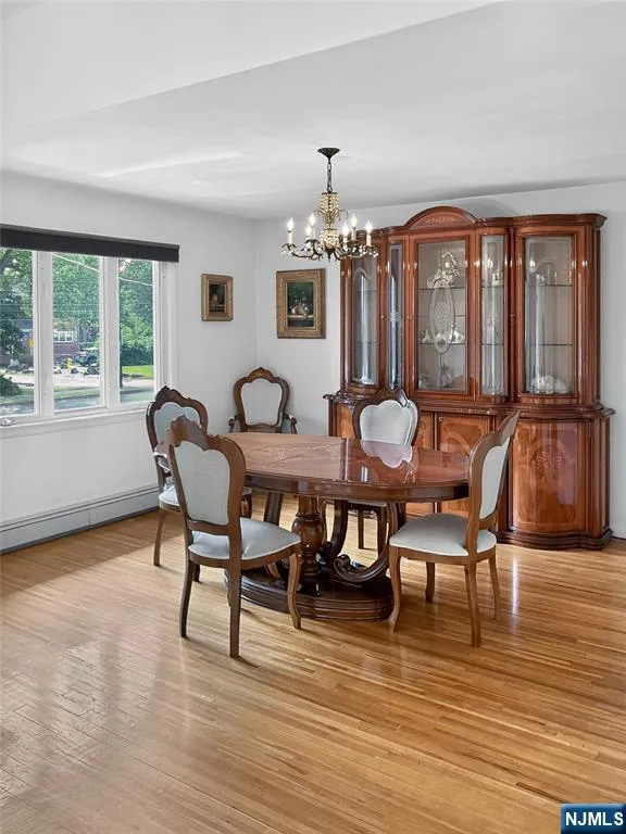 457 State Rt 5 Fort Lee, NJ 07024