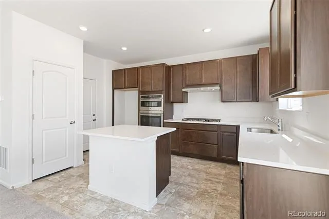 20474 E 57th Avenue Aurora, CO 80019