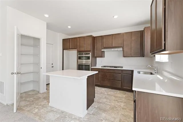 20474 E 57th Avenue Aurora, CO 80019