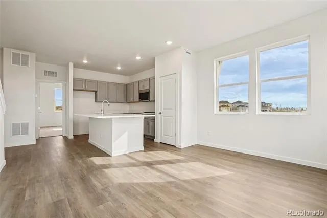 24141 E 54th Place Aurora, CO 80019